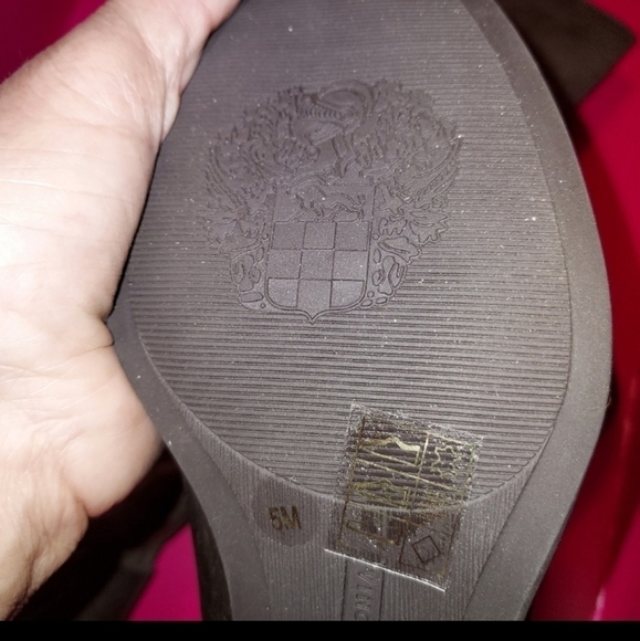 Vince Camuto Bendra grey distressed bomber boots size 5 new in box - Picture 16 of 16